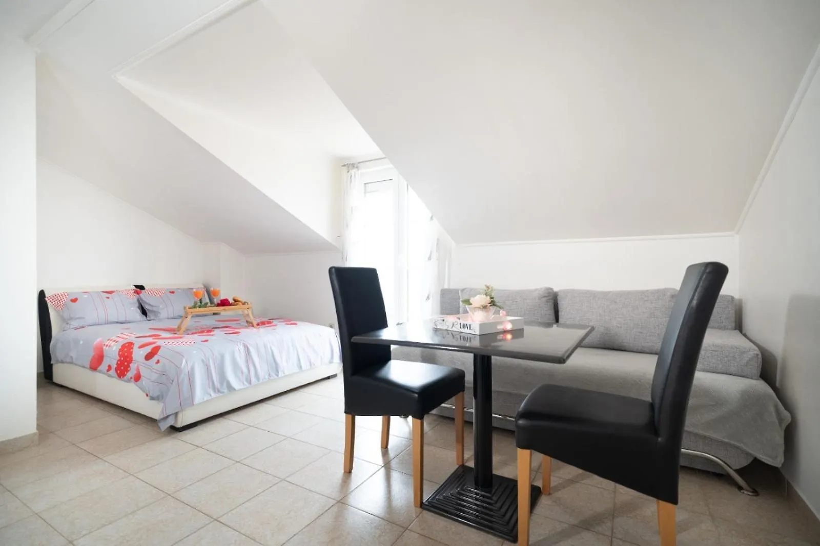 Apartmani Milic 2024 Gornji Karin