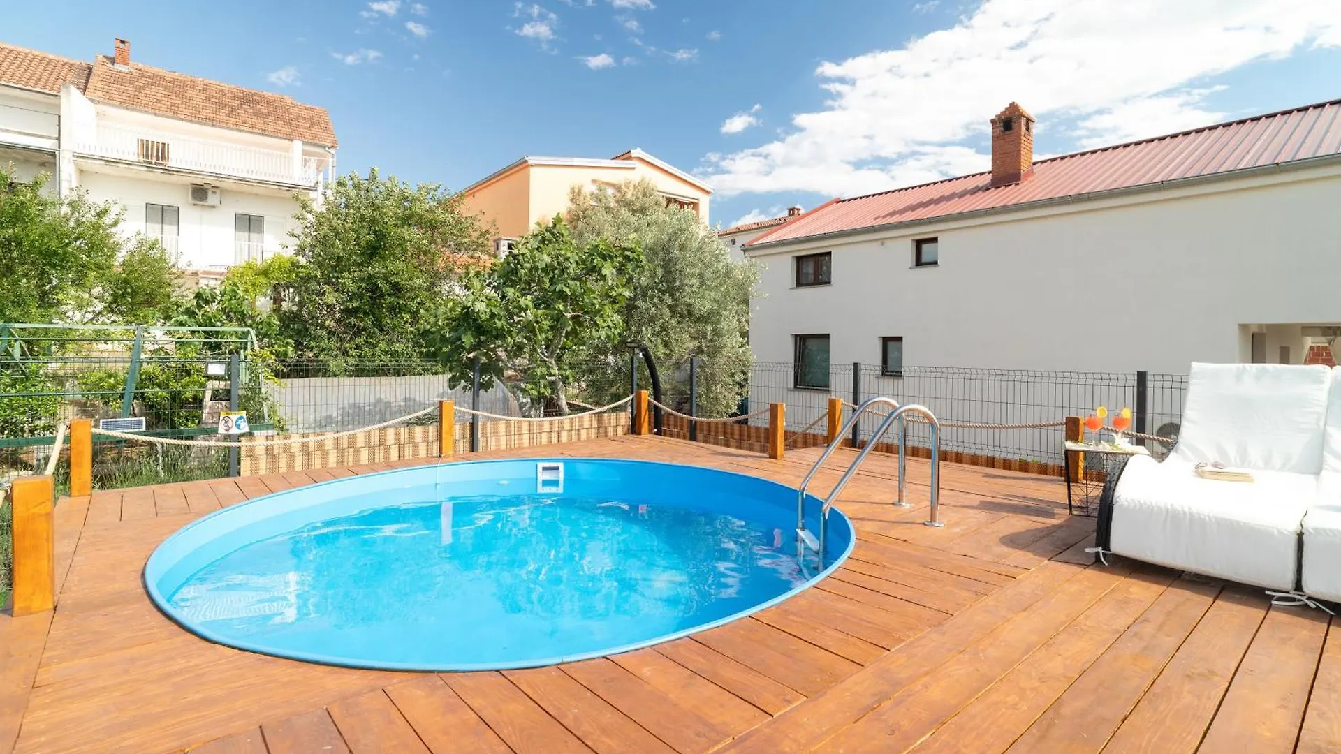 Apartmani Milic 2024 Gornji Karin 0*,